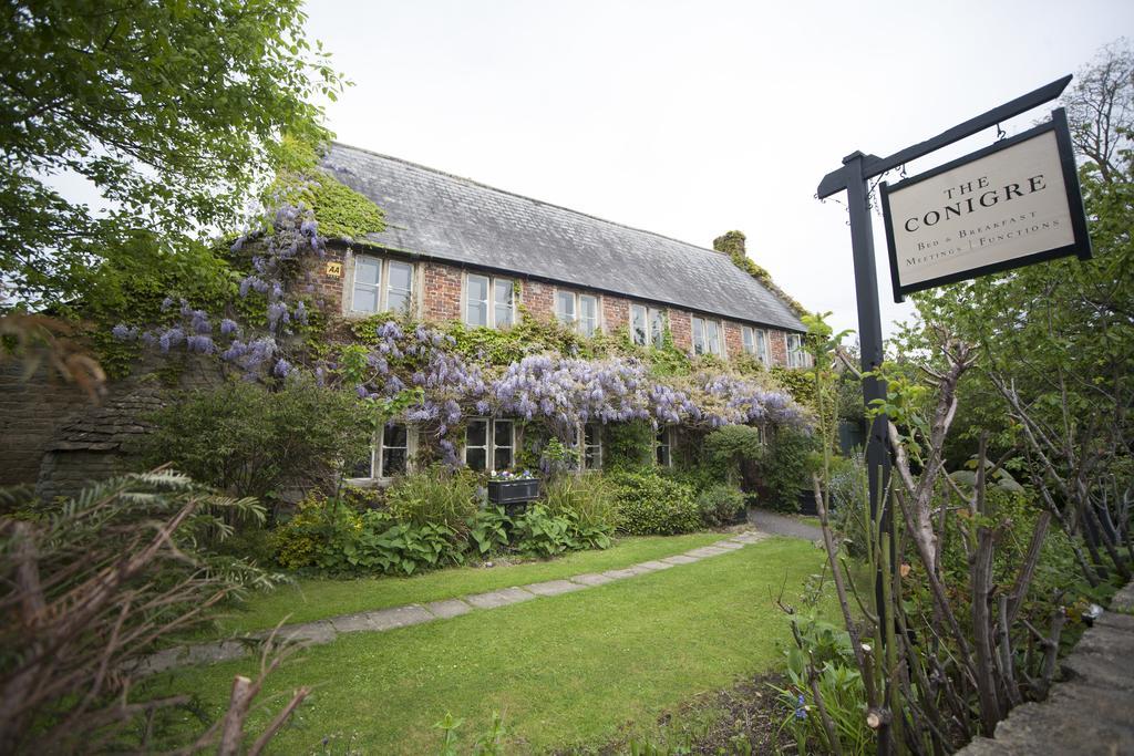 The Conigre Hotel Melksham Buitenkant foto